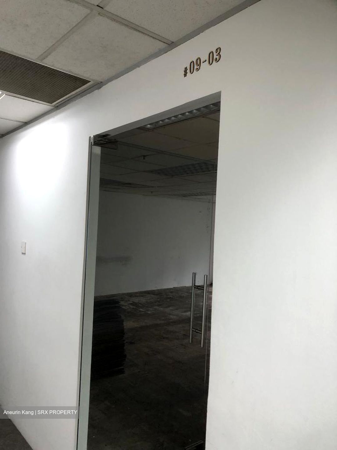 100 Am (D2), Office #361063841